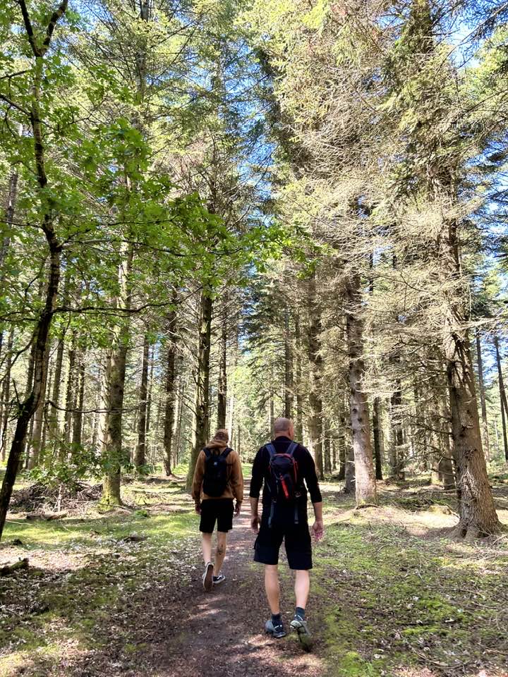 - Ung stå stærkt i dig selv - Naturakademiet